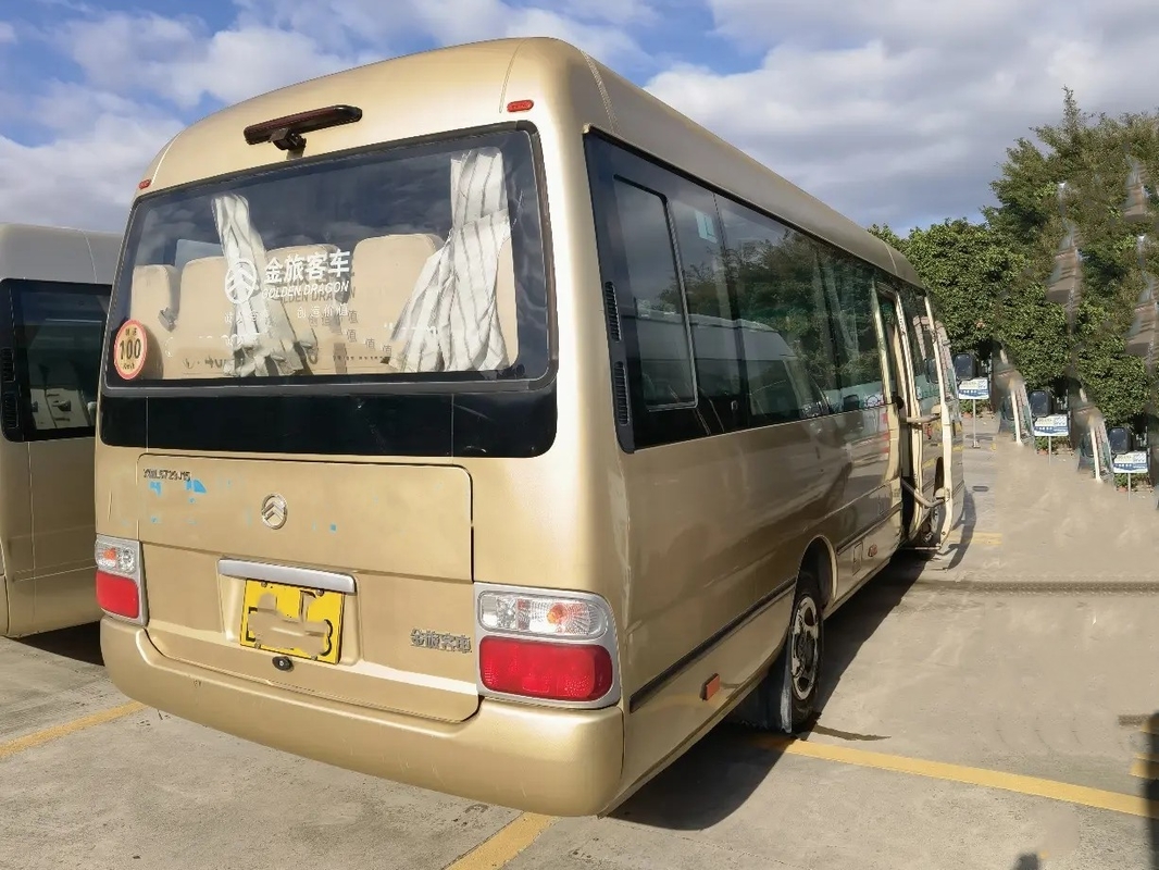 Gebruikte Commerciële Bus Front Engine 28 de Slingerende Deur Gouden Dragon Bus XML6729 van Zetelsecternal