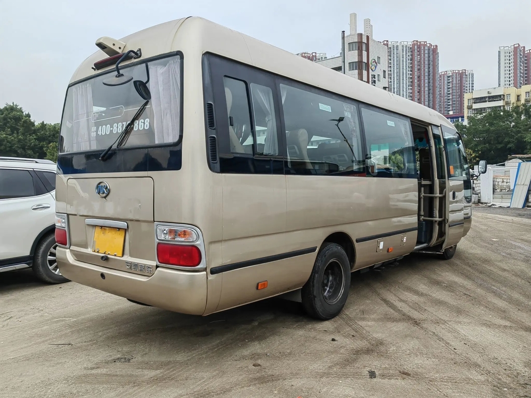 2de Hand Mini Bus 15 Zetels Externe Slingerende Deur Champagne Color 7 van de de Reismeters Bus van Ankai HFF6701