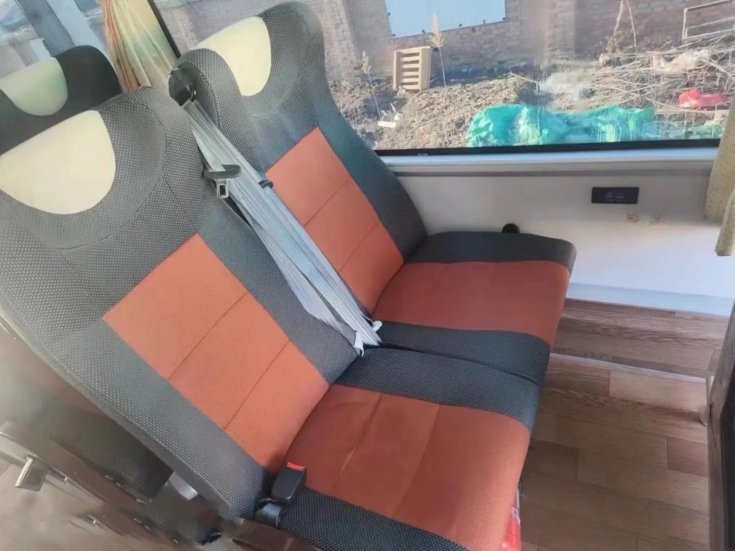 Van de Busweichai van de tweede Handtoerist de Motor 12 Meters Dubbele Deuren 50 Zetels AC Gebruikte Foton BJ6122