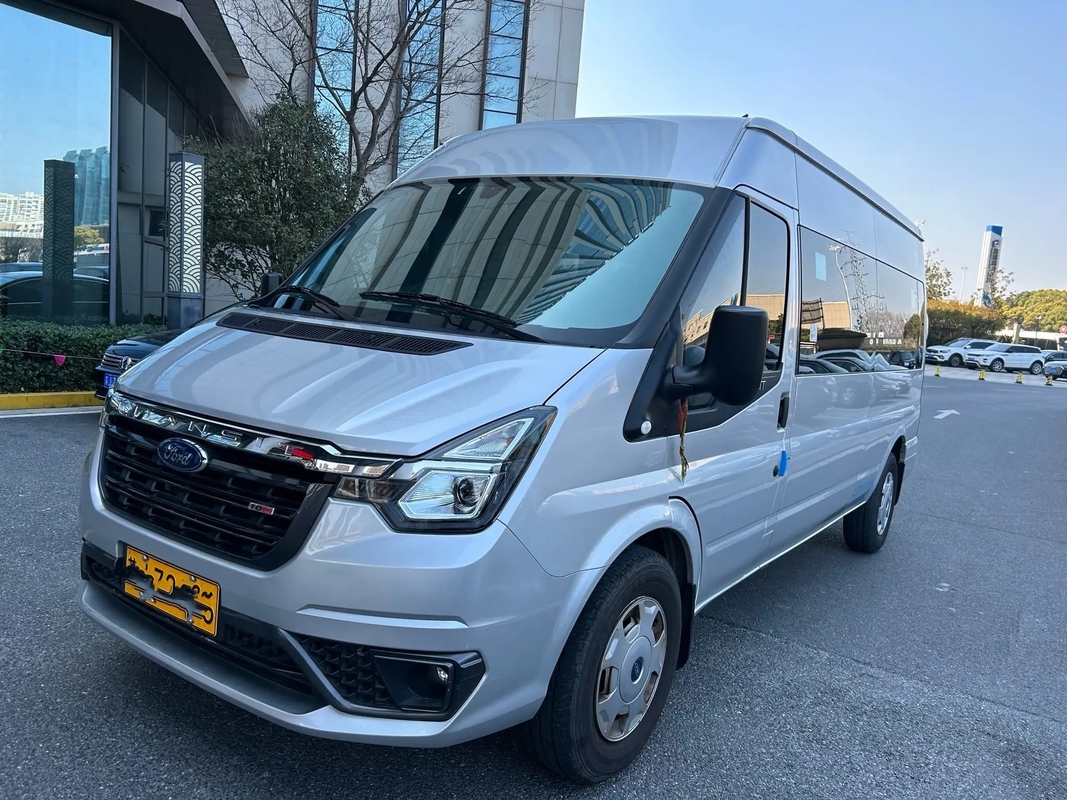 De gebruikte Luxe vervoert de Hand JMC JX6581 van Front Engine Manual Transmission Second van de 15 ZetelsAirconditioner per bus