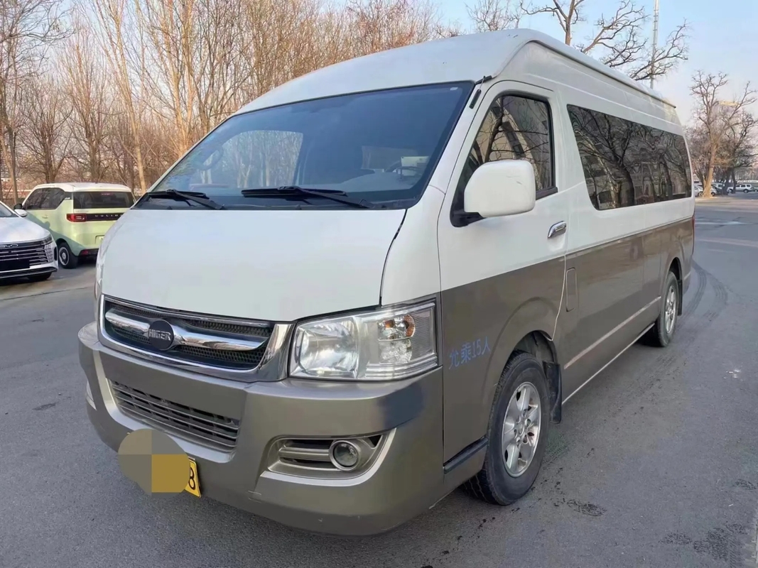 Gebruikte Pendelbestelwagens 15 Externe Slingerende Deur Champagne Color Front Engine van de Zetels de Hogere Minibus KLQ6540