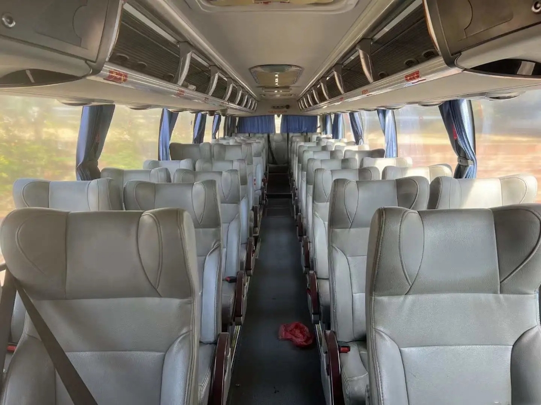 Gebruikte Bus en Bus 49 van de de RemAirconditioner van de Zetelsschijf Midden de Deureuro IV Tweede Hand Hogere KLQ6122