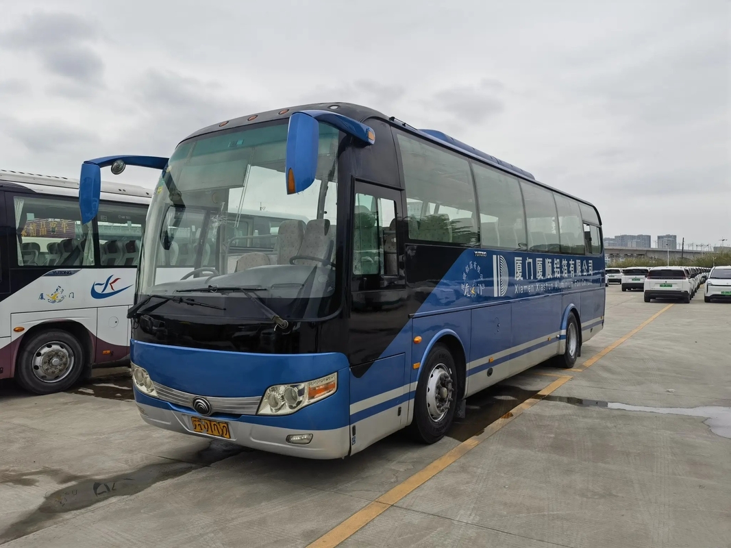 Gebruikte Pendelbus 45 Compartiment van de Zetels Groot Bagage 10,5 meet Yuchai-van de Handyutong van de Motor de Middendeur 2de Bus ZK6107