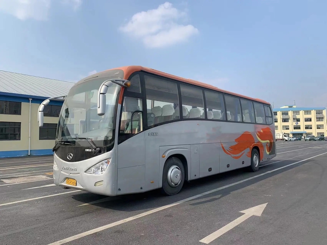 De EURO III 55 Zetels die van bussecond hand Venster Zes de Gebruikte Kinglong Bus XMQ6126 verzegelen van Cilindersyuchai Motor