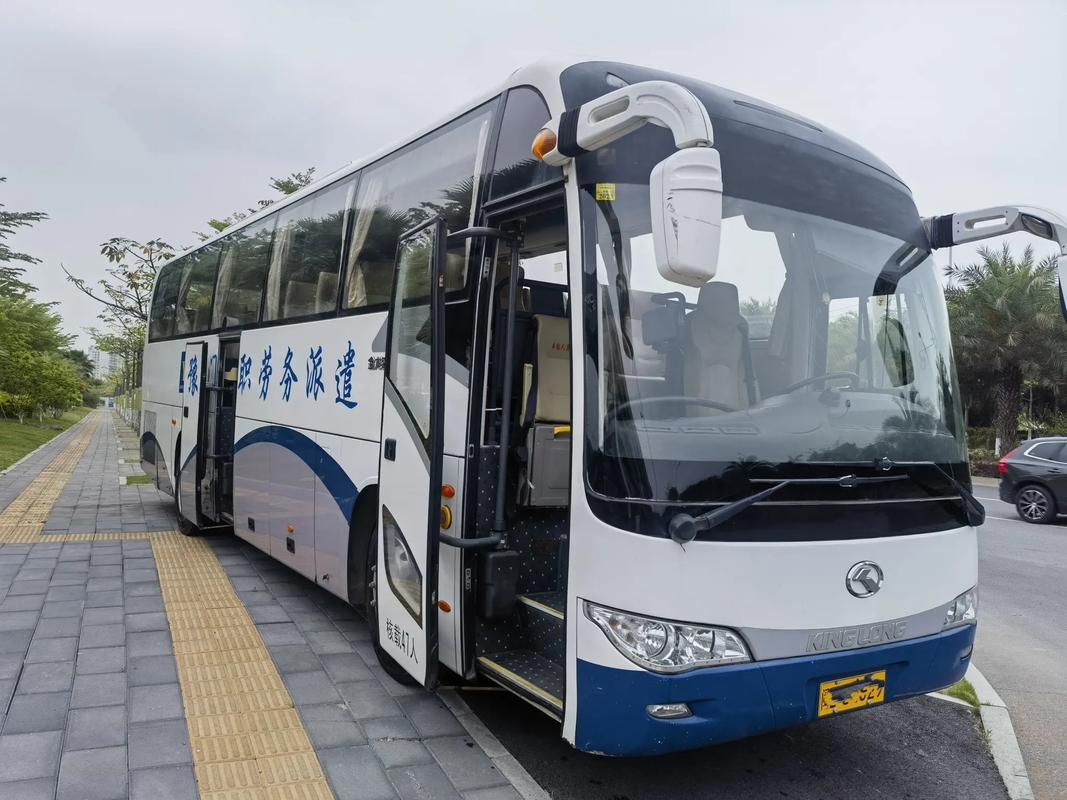 2de het Jaar Dubbele Deuren 47 Motor 6 Cilinders LHD/RHD Gebruikte Kinglong XMQ6117 van de Handbus 2016 van Zetelsyuchai