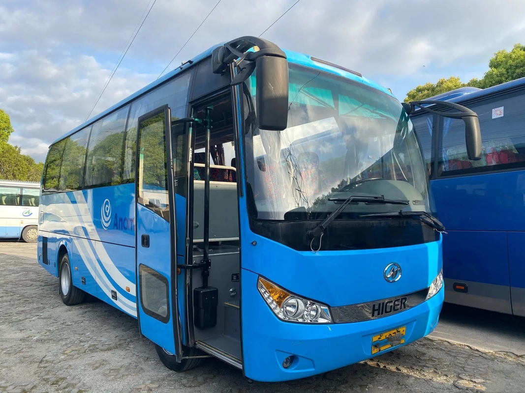 Gebruikte Pendelbus 30 Linkeraandrijving 4 Cilindersmotor tweede van het Zetels Officiële Voertuig had Hogere XML6112 met a/c