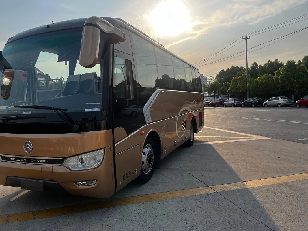 De gebruikte Handtransmissie van de Stadsbus 8 Meters 34 Zetels die de Gouden Draak XML6827 verzegelen van de VensterAirconditioner
