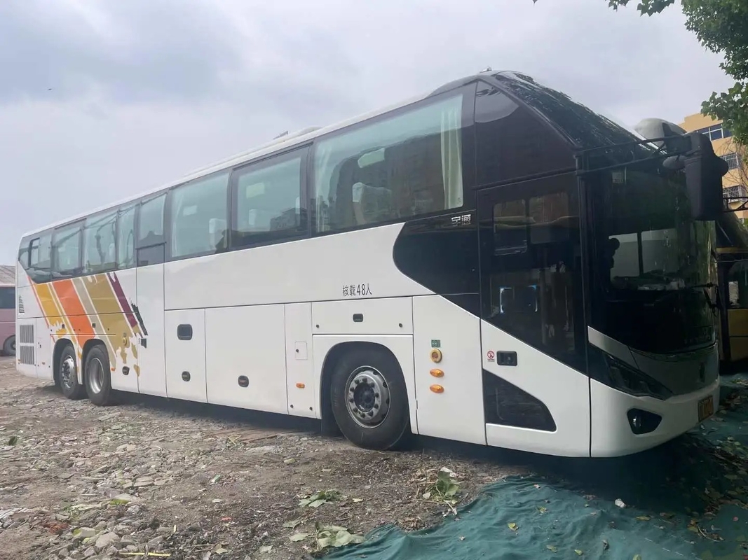 Dubbel absoluut Groot de Bagagecompartiment 48 van de tweede Handbus de Motor van Zetelsweichai met a/c Gebruikte Reisbus ZK6137