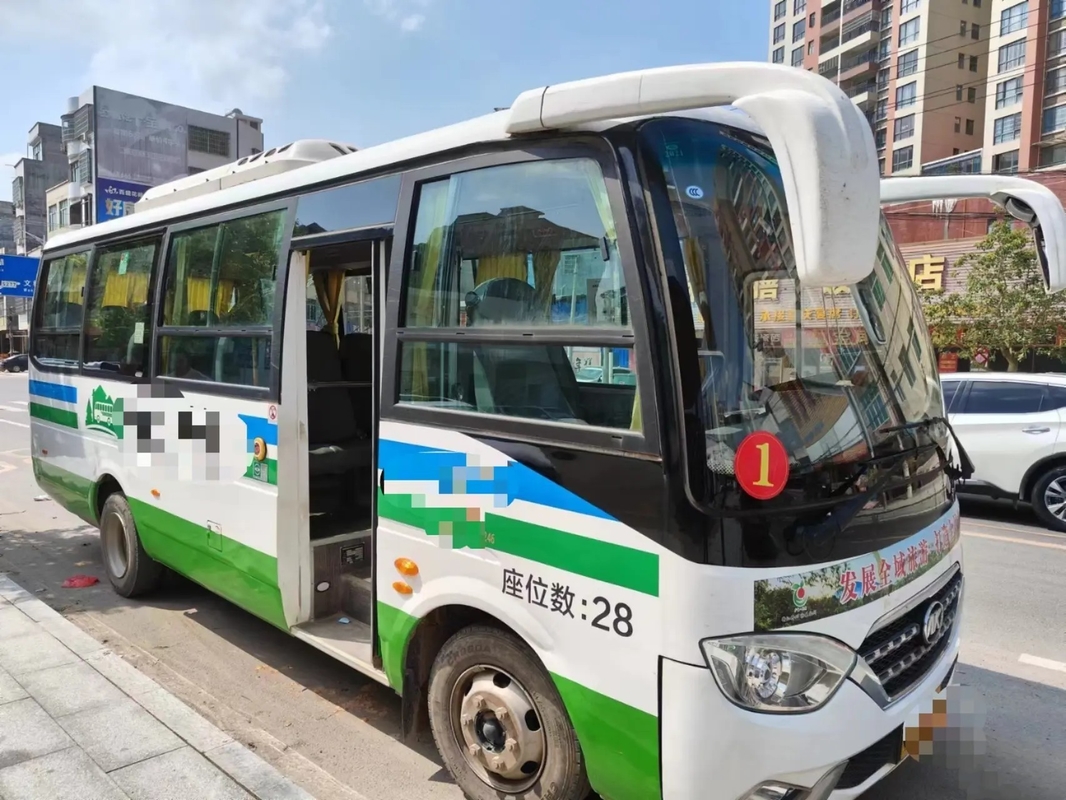 Gebruikt Ford Minibus Front Weichai Engine 28 Zetels die Venster 2020 Jaar 7 glijden meet de 2de Bus HFF6739 van Handankai