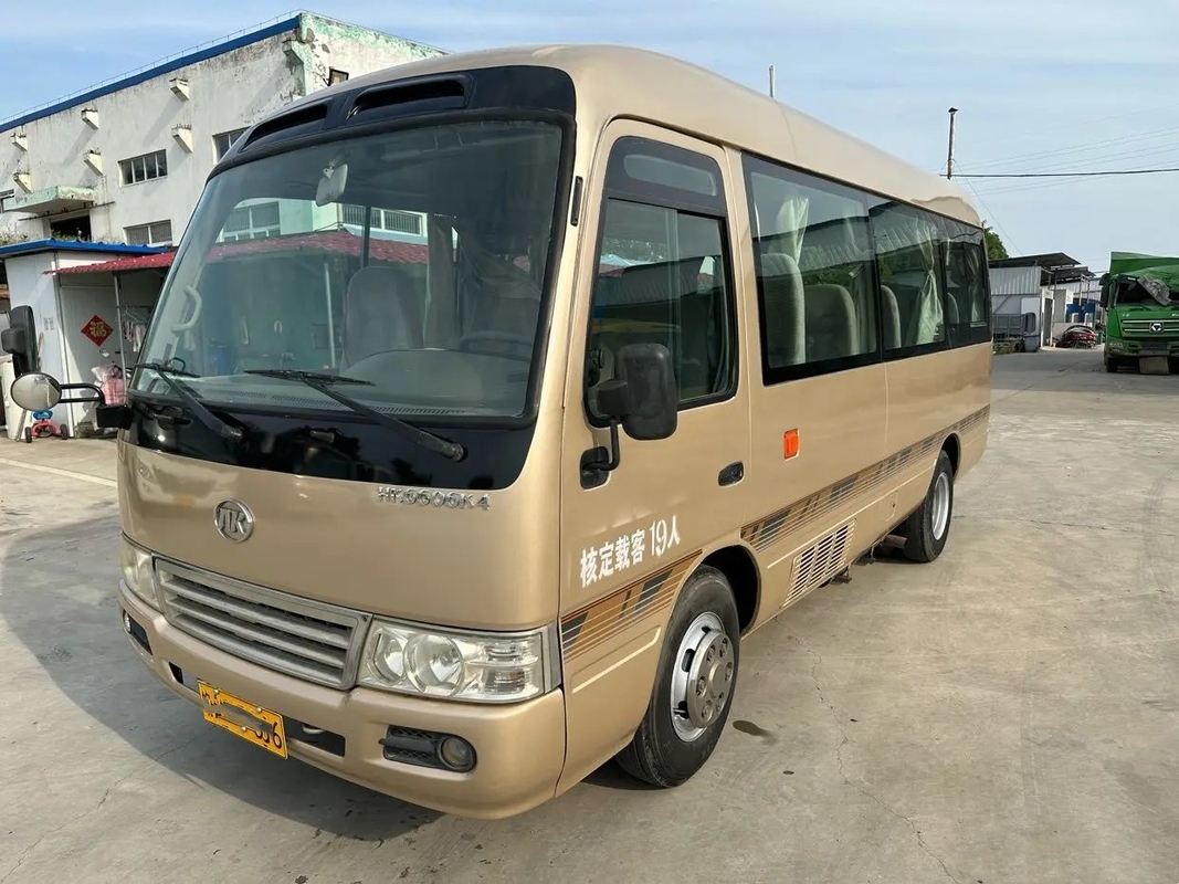 Gebruikte EURO IV 19 Zetels Champagne Color Yuchai Engine van Minibushandelaars 6 Meters die Deur Gebruikte Ankai-Bus HK6606 vouwen