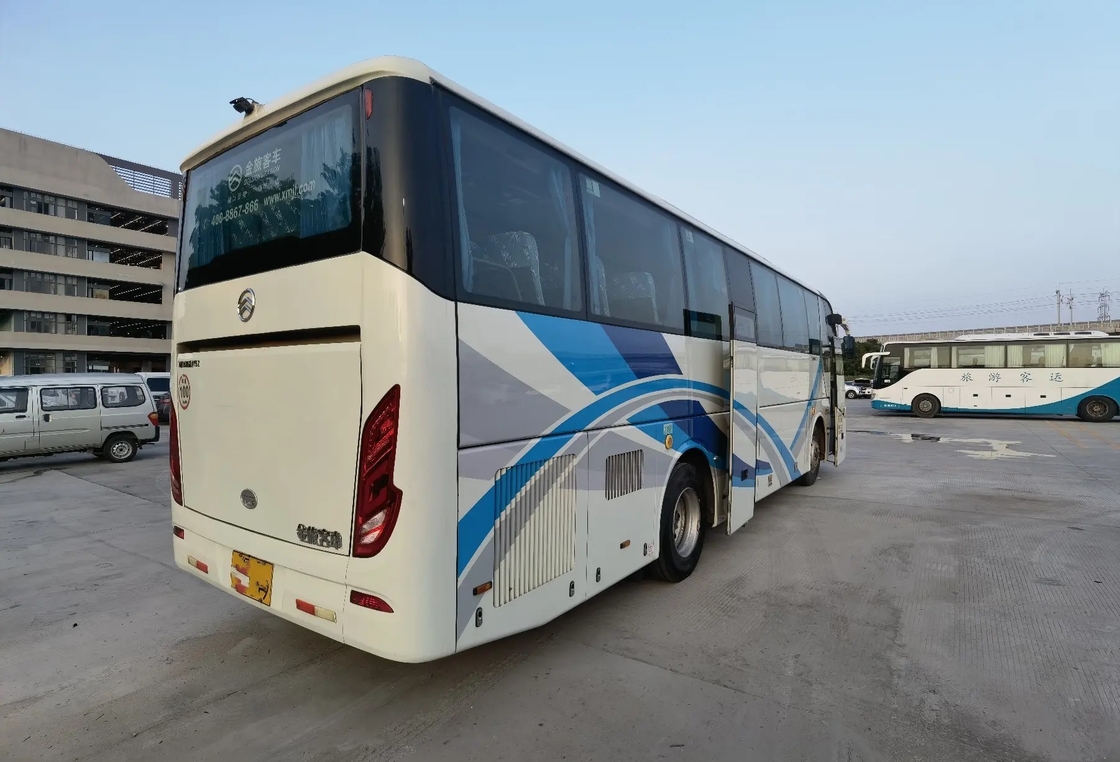 De gebruikte Luxe traint Motor 6 van Dragon Bus XML6102 Yuchai van 2 Deuren80% Nieuwe 47 Zetels 2de Gouden Cyliders met a/c