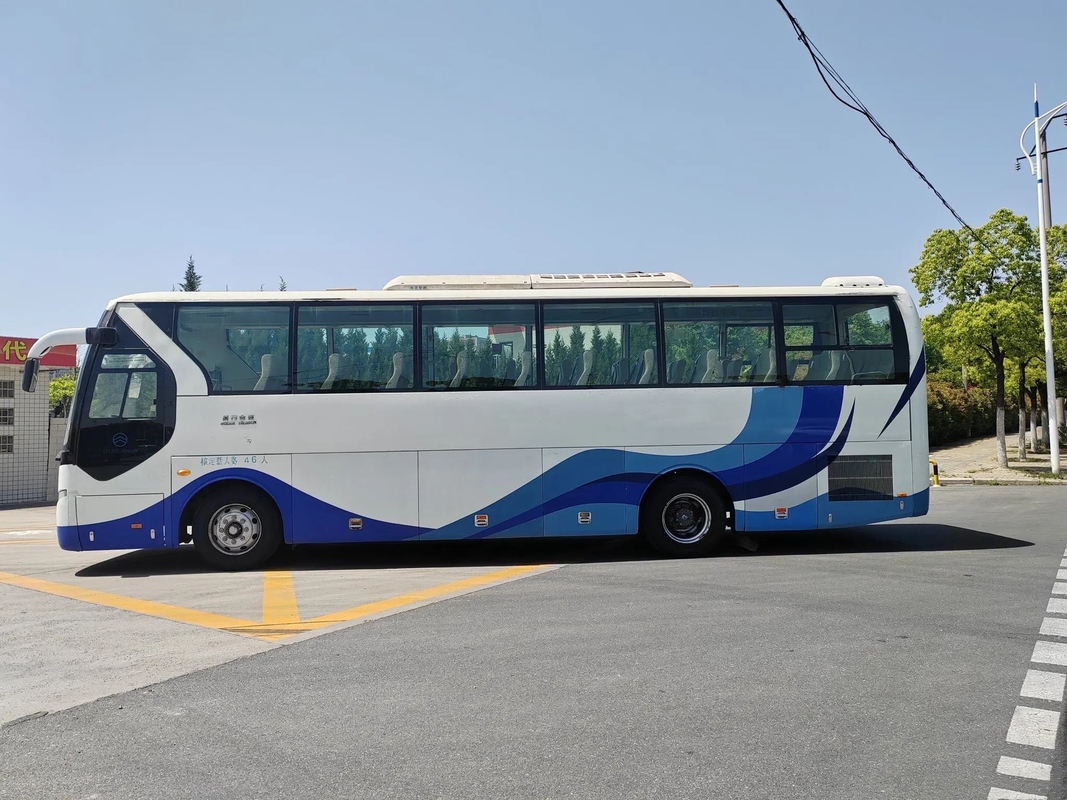 Gebruikte Zeldzame Motor 46 van de Reisbus Zetels die Venster met a/c-Bagagecompartiment verzegelen Gouden Dragon Bus XML6103