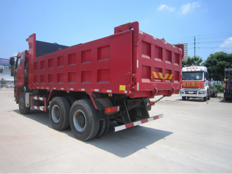 Gebruikte van de de Aandrijvingswijze van Stortplaatsvrachtwagens 6×4 Vlakke de Cabineeuro II de Cilinders FAW Tipper Truck RHD van Emissiestandard 6