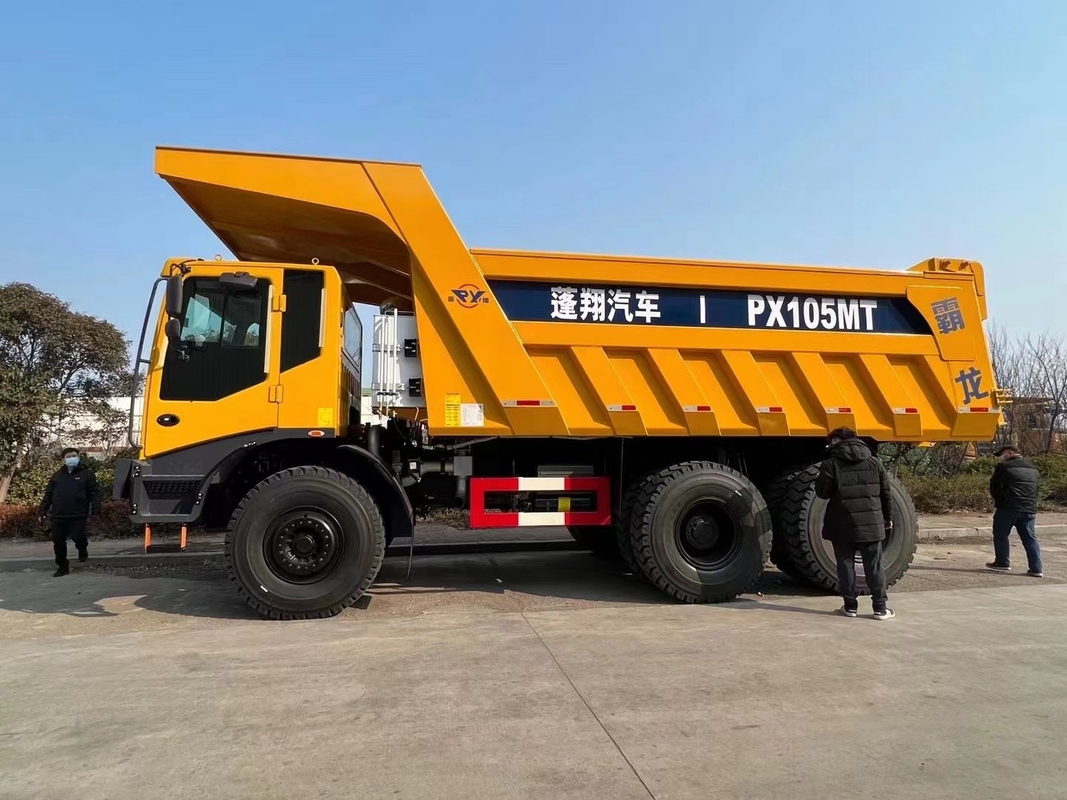 Van de de Vrachtwagenpx95 SNELLE Versnellingsbak van de mijnbouwstortplaats van de de Motor530hp 6×6 Volledige Aandrijving van Weichai Omkeerbare Wide-Body de Compensatiecabine