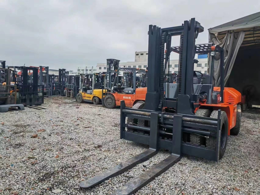 2de Handvrachtwagen 12 Geschatte Opheffende Capaciteit Gebruikte HELI Forklift Truck 5.7*2.4*3.2m Afmeting
