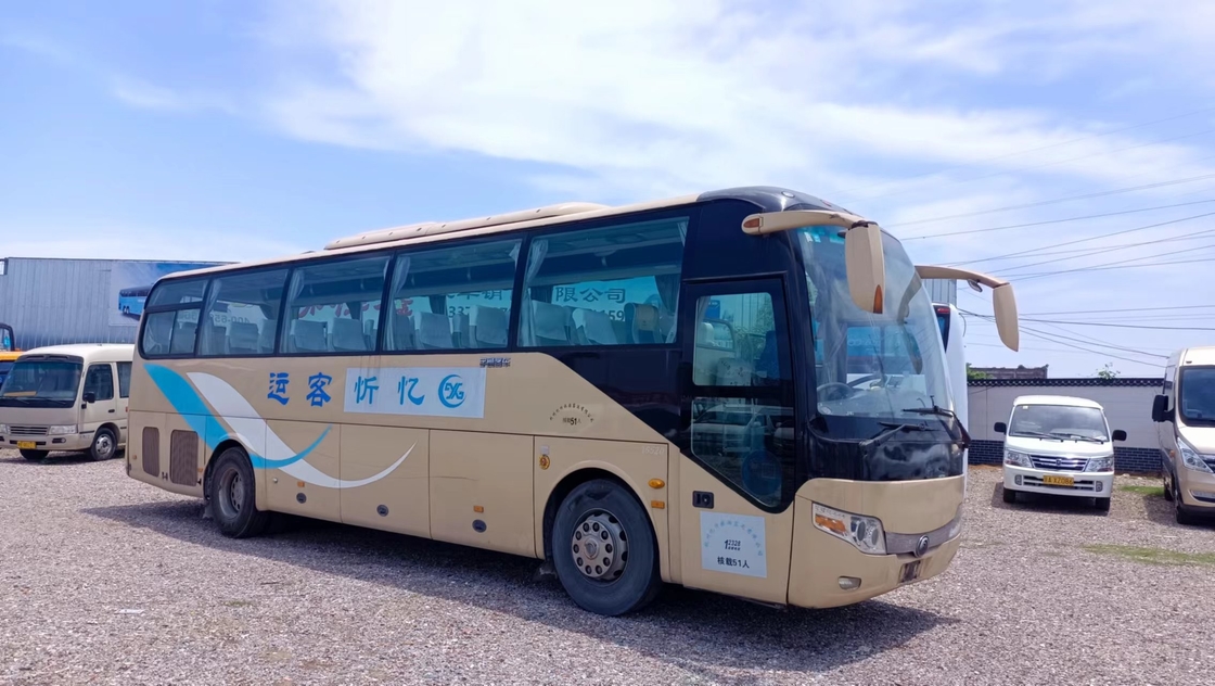 Gebruikte Roze Kleur 51 ZetelsAirconditioner 11 van de Reisbus meet de Grote 2de Hand Yutong ZK6110 van het Bagagecompartiment