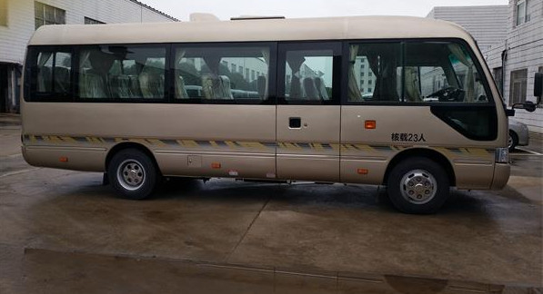 Gebruikte kleine bus Chinees merk Mudan Minibus 23 zitplaatsen rechtsgestuurd