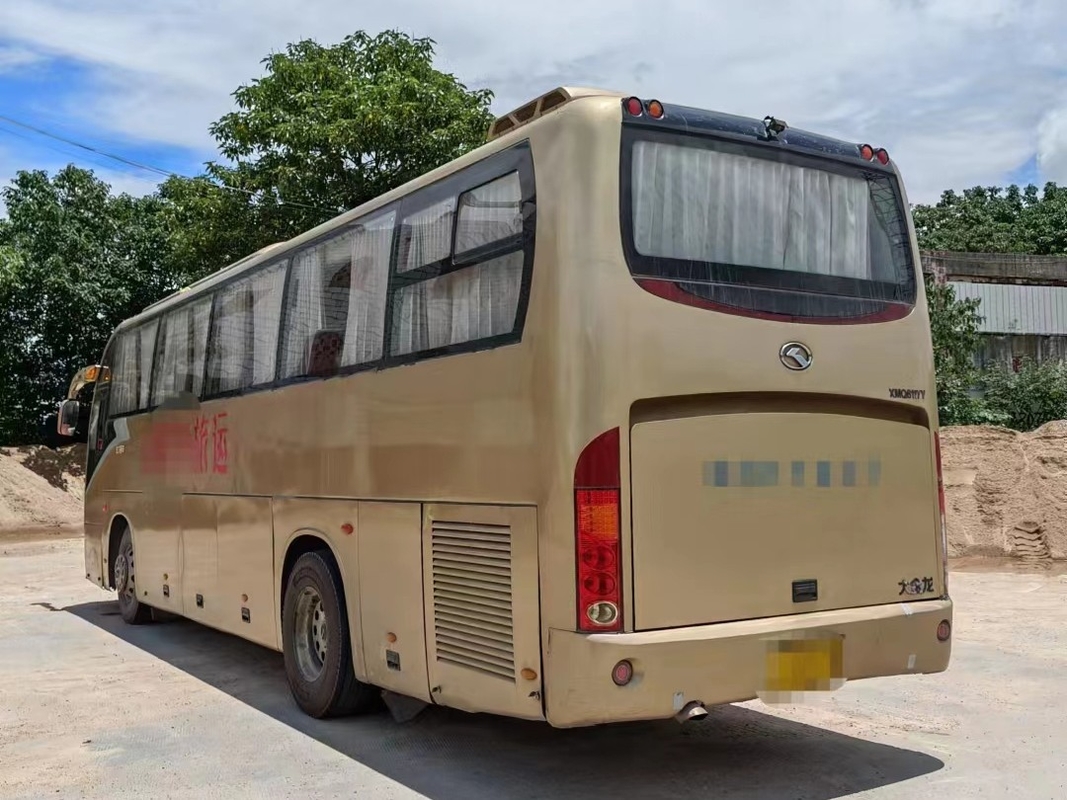 Tweedehandsbus 49 zitplaatsen Gebruikte Kinglong Bus XMQ6117 Yuchai Motor 240 pk EURO 3