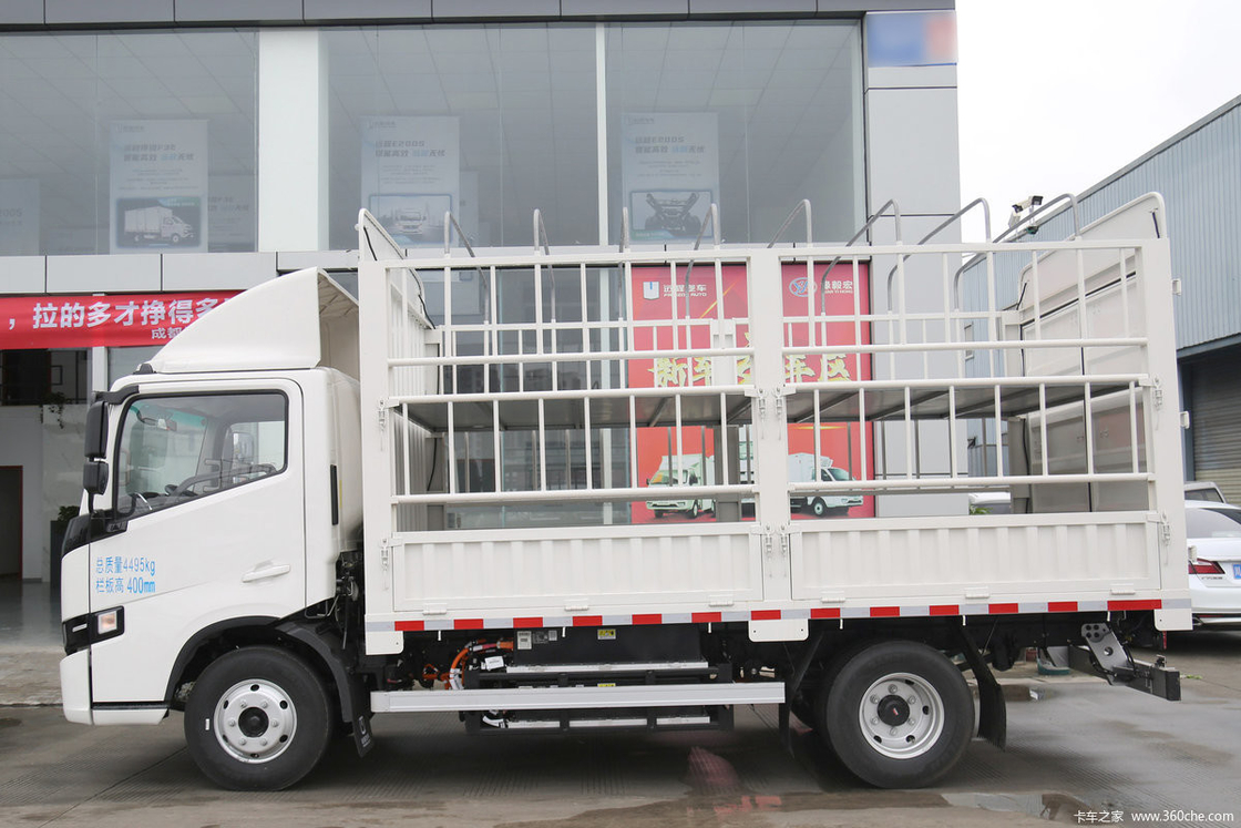 Zuivere elektrische vrachtwagen Geely 4 * 2 Drive Mode Lichte vrachtwagen 1,2 ton Doule achterbanden