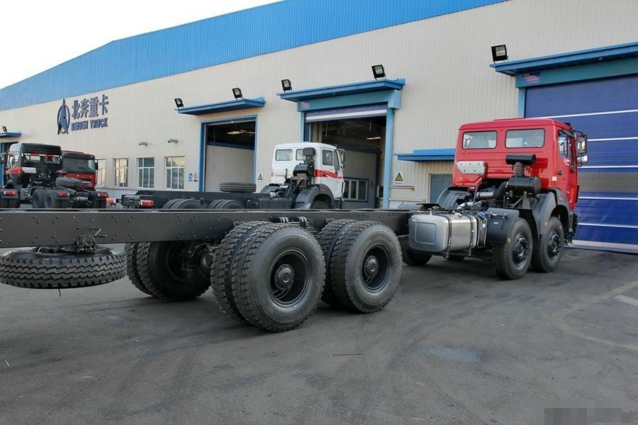 Beiben Truck Gebruikte vrachtwagens 8*4 Rijmodus 240 pk Weichai motor Zwaar werk
