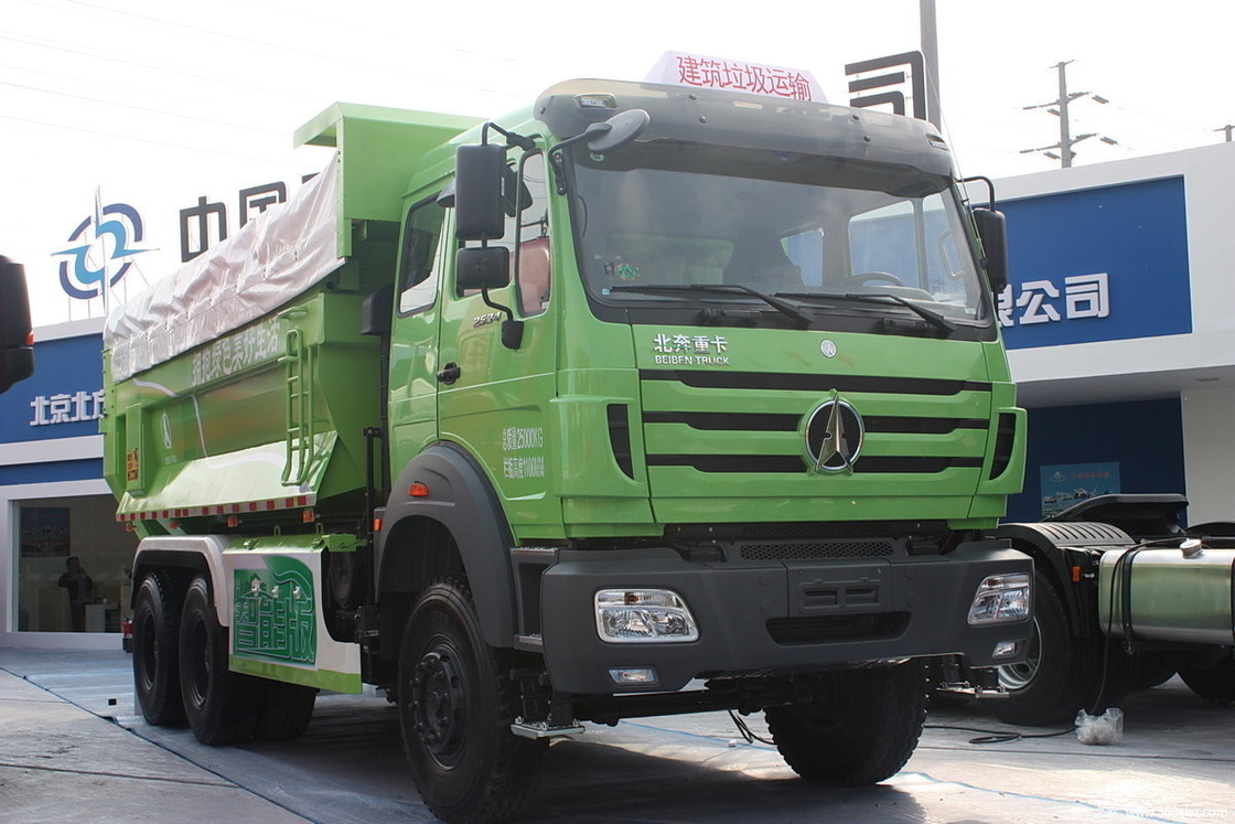 6*4 Rijmodus Gebruikte bouwtrucks Beiben 336 pk Linksrijden Euro 4 Flat Cab