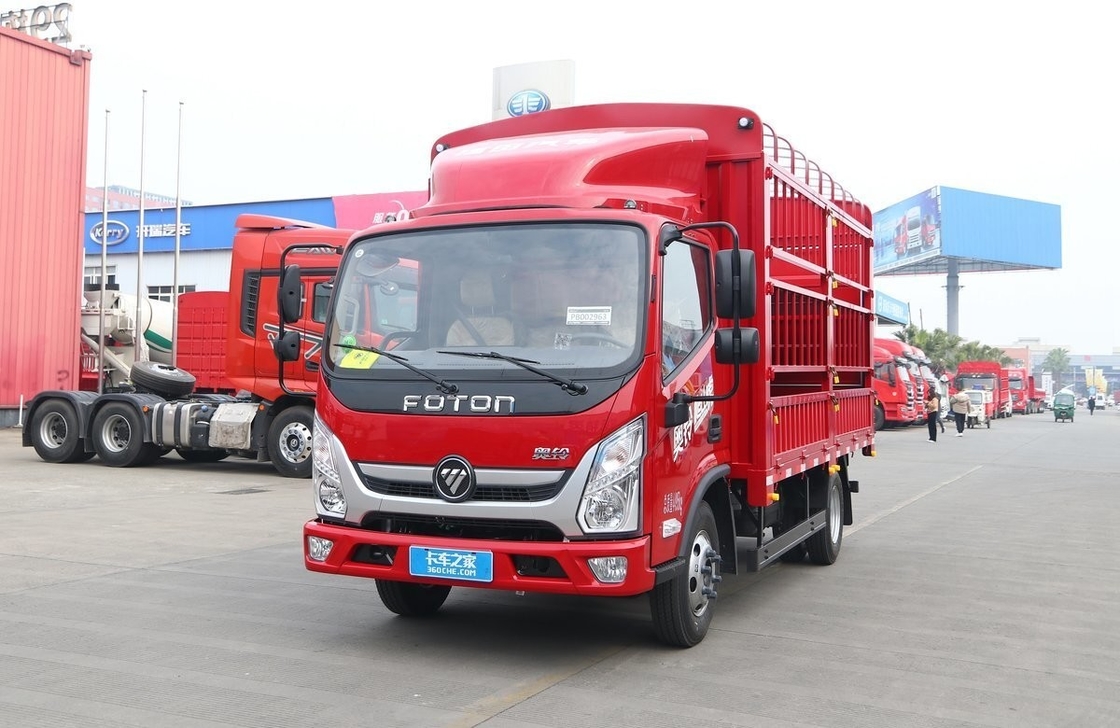 Foton hekdoos 151 pk Gebruikte lichte vrachtwagen EURO 3 plat dak 6 banden linkshandige aandrijving