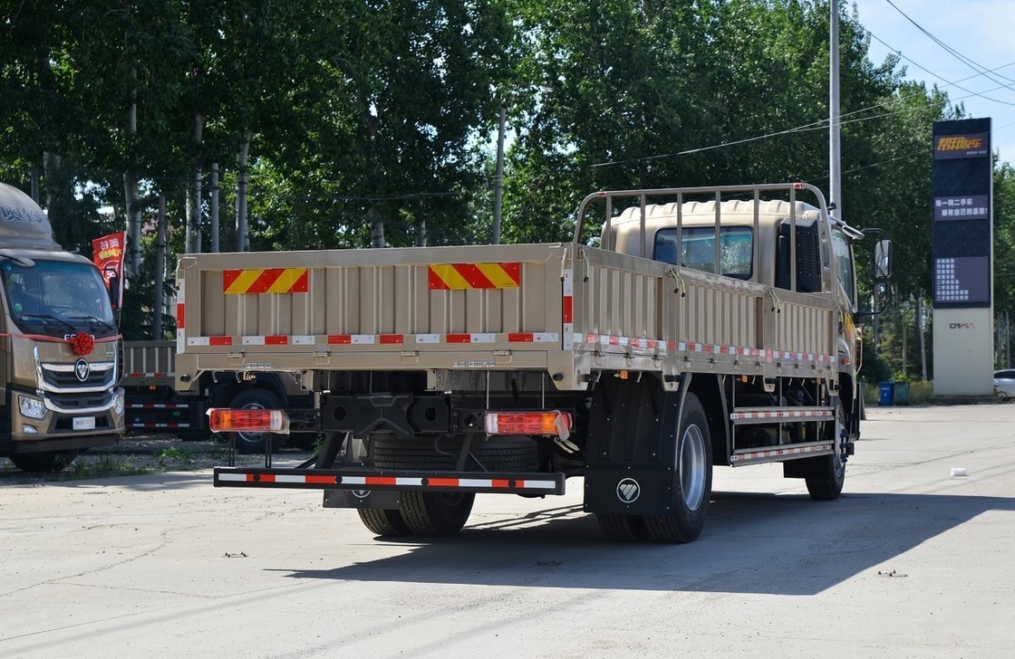 Middelgoederen Foton vrachtwagen Een-en-halve cabine 6,8 meter Dieselmotor