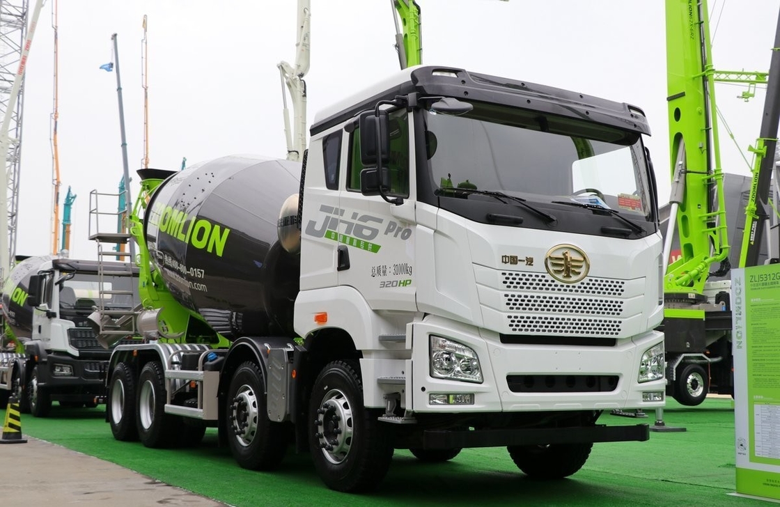 Euro 5 Jiefang Gebruikte Betonmixer Truck 320 pk 8 * 4 Drive Mode 8 kubieke 12 banden