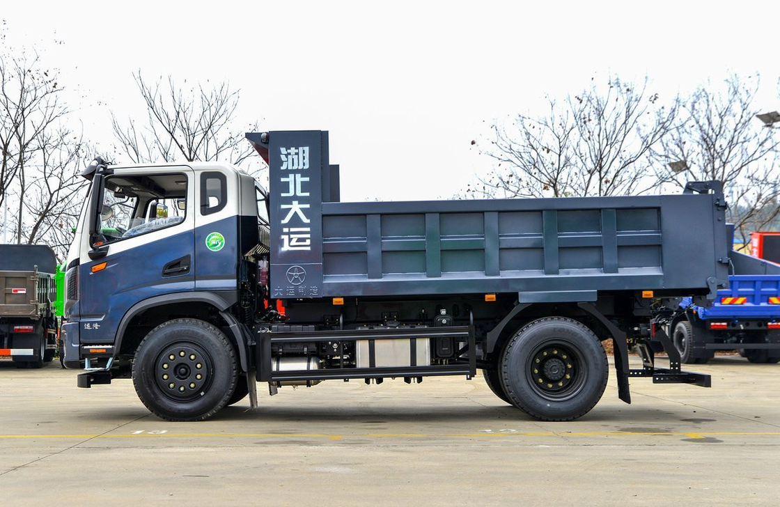 Dump Truck te koop Yuchai Motor 180 pk Dayun 4 * 2 Tipper 6 banden Standaard cabine