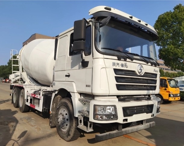 nieuwe en gebruikte cement Truck gemonteerde betonmixer pomp 16cbm Trucks te koop