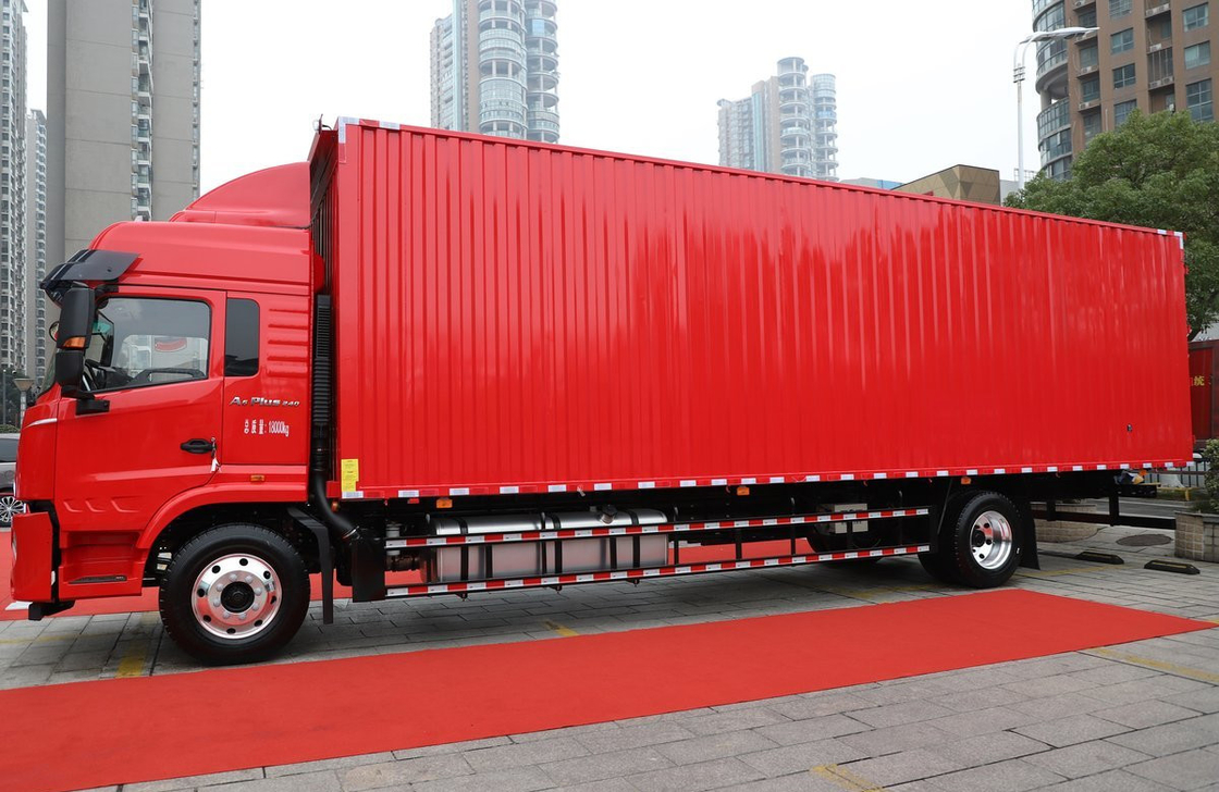 Gebruikte vrachtwagen vrachtwagen vleugelbreedte type doos JAC vrachtwagen* 4*2 dubbele achterbanden 3 zitplaatsen
