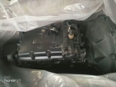 Betrouwbare bus reserveonderdelen Yutong Bus ZK6110H versnellingsbak Qijiang versnellingsbak S6-90 High Precision