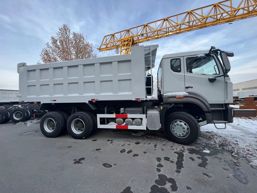 Gebruikelijke tipper trucks Diesel Howo 6*4 Dumper 380 pk Weichai Hohan model 20-40 ton Laad Euro 3
