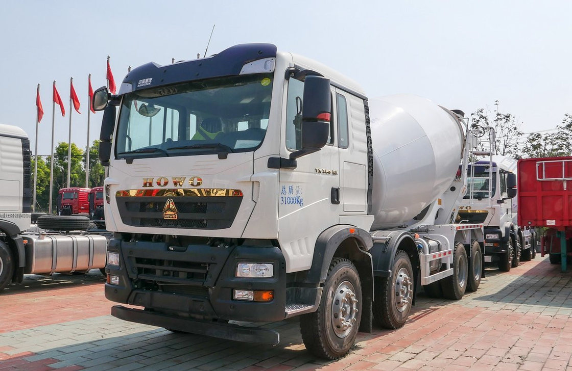 Howo Betonmixer Truck 7.8 Cubic Tanker Howo TX 8*4 Drive Mode Weichai 350 pk