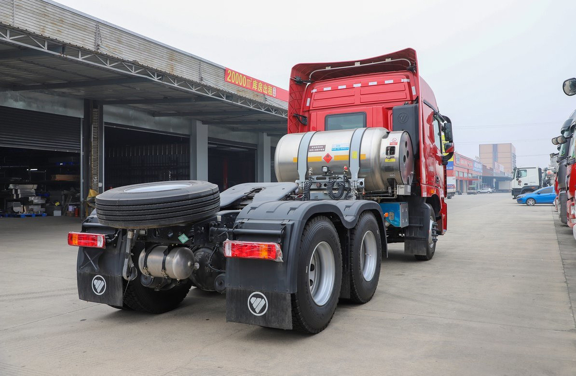 Tractortrucks Gebruikt 6*4 Foton GTL Paardenkop LNG Cummins Motor 500 pk Snelversnellingsbak