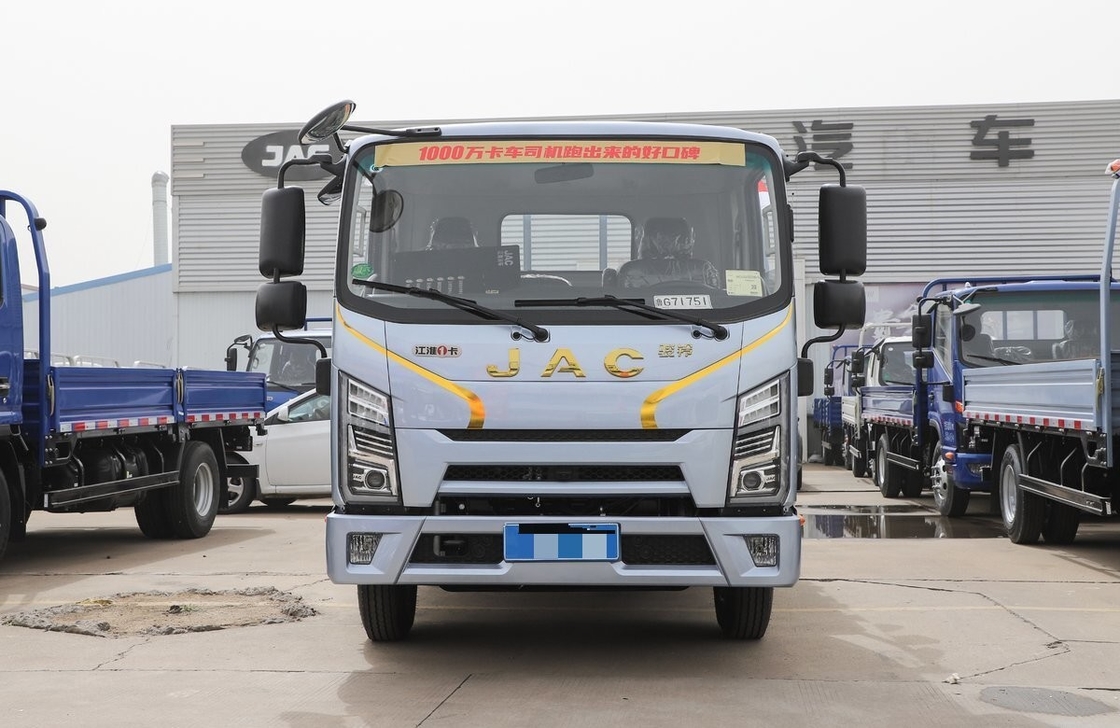 Box Cargo Truck JAC 4*2 Light Truck Flat Bed 6 Wheels Single Axle 4 Meter Long Box