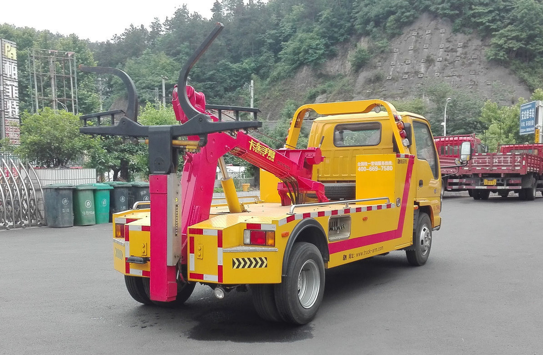 Truck Wrecker Gebruikt Isuzu 600P Model 4 * 2 Drive Mode 130hp laden 3 ton Single Cab