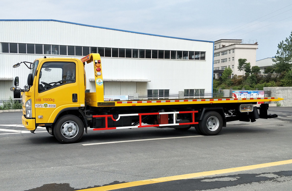 Kleine slooptrucks Vlakbed 4500 mm wielbasis 190 pk Dieselmotor Zesversnellingsmachine