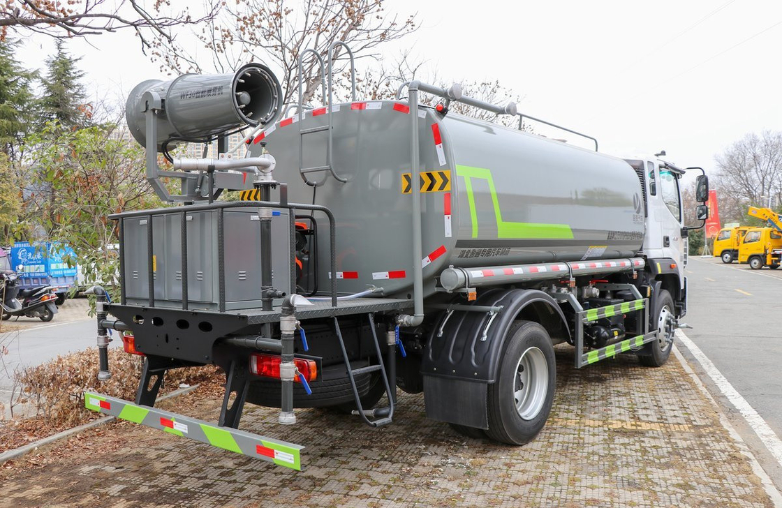 4x2 waterbespuiters Truck Single And Half Cab Chinese merk Foton 11,5m3 capaciteit Tanker