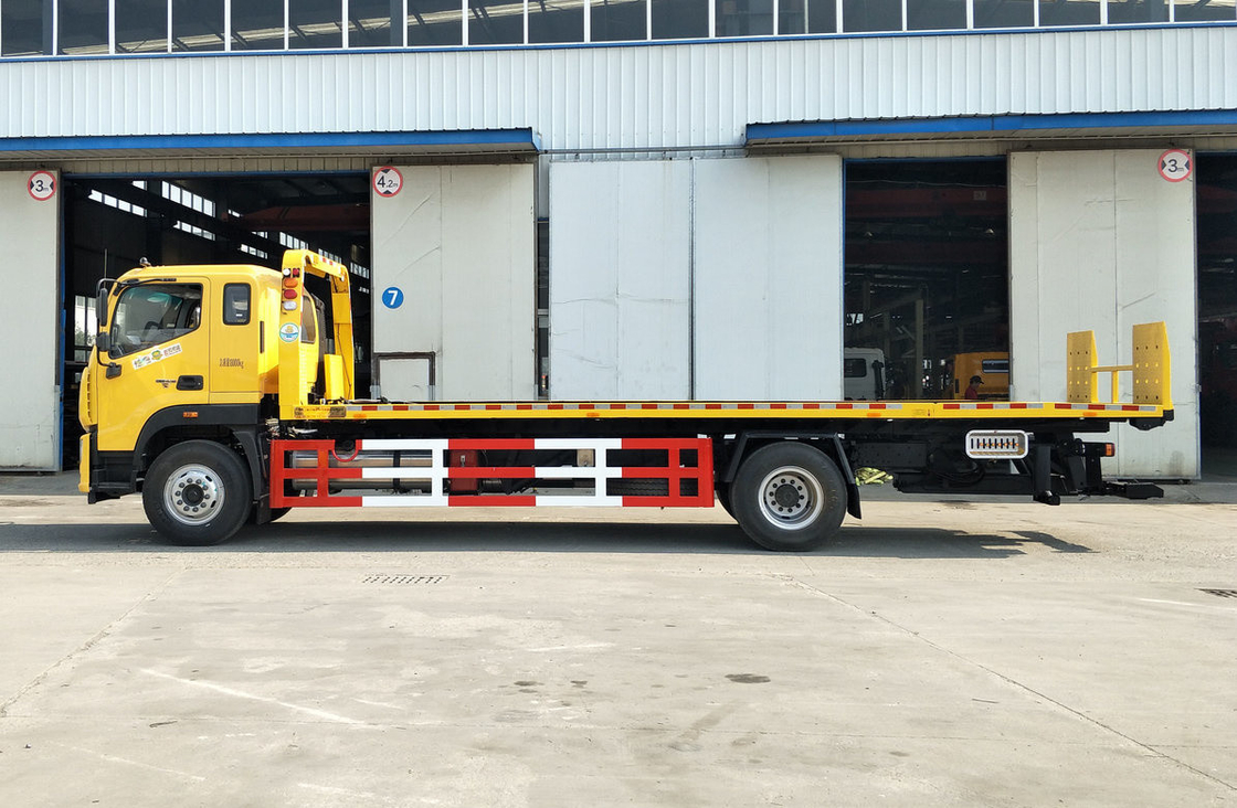 7 Ton Wrecker Truck Foton Cummins Motor 210 pk Flat Bed 4 * 2 Drive Mode 10,5 meter lang