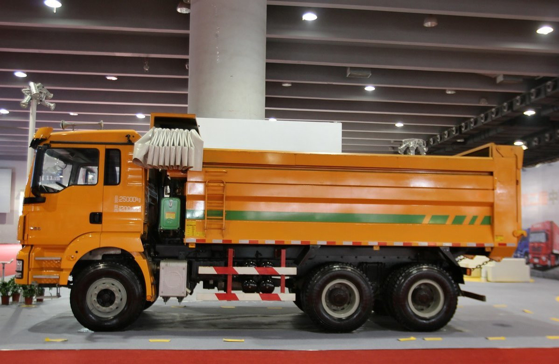 China Dump Truck te koop U-type Box Shacman Tipper Weichai 290hp Motor Een en een halve cabine