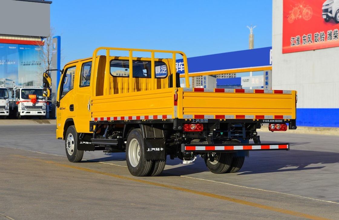 5 ton vrachtwagen 2 rijen cabine 2 + 3 zitplaatsen Flat bed box met 3,2 meter Yunei motor 116 pk