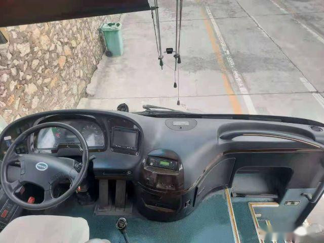 Gebruikte Bus Bus Higer 47 van de Busbus left hand van de Zetelsreis de Aandrijvings Diesel Bussen