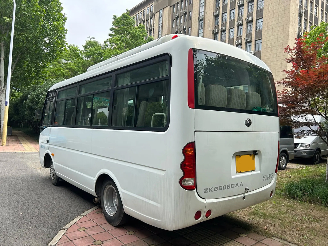 ZK6608 Yutong gebruikte passagiersbus / 10-19 zitplaatsen gebruikte passagiersbus Yutong merk