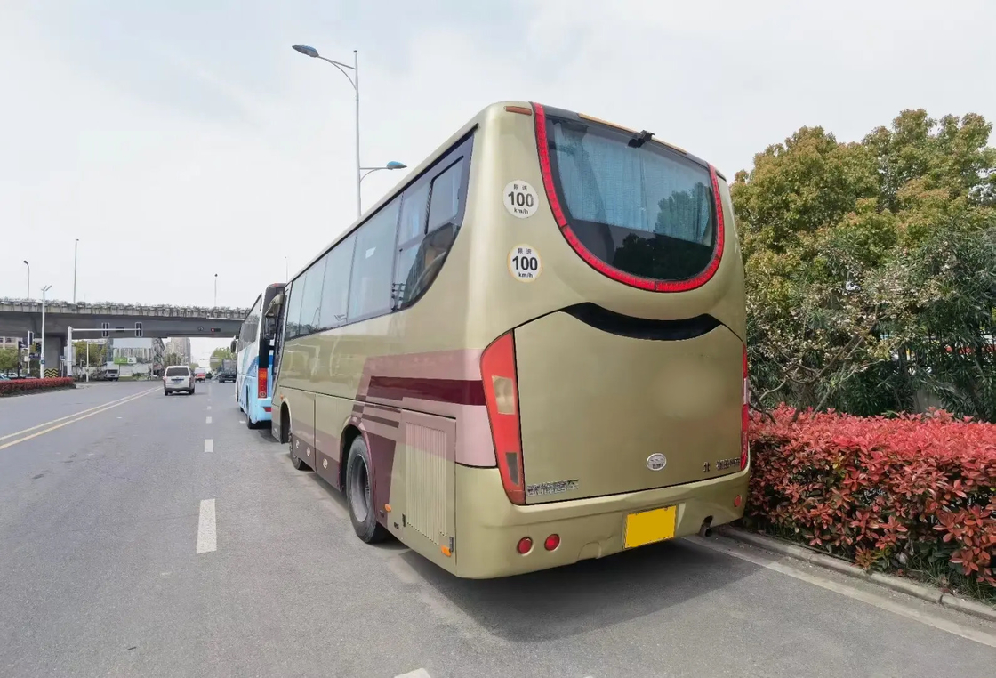 BJ6800 Futian Brand Airconditioned Linksgestuurde Diesel Bus Met Grote Ruimte Voor Bagage