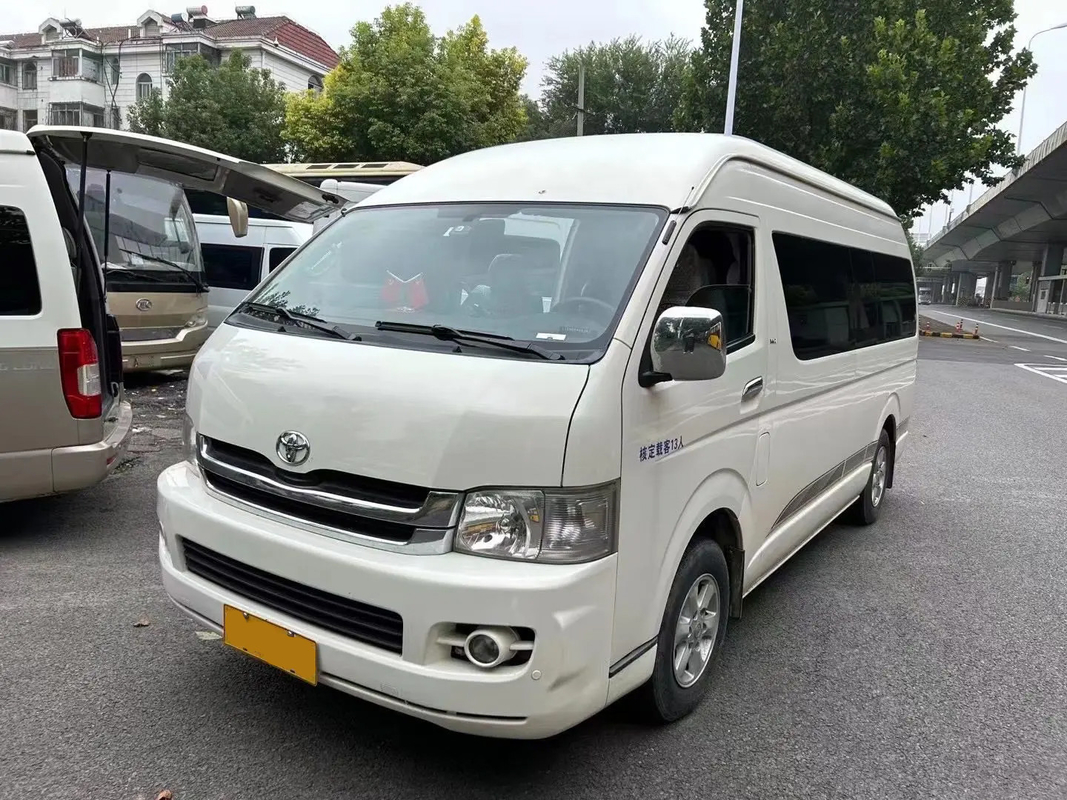 Toyota Hiace Electric Mid-door 4-deur 13-zits 2.7L L4 Zelf-primen Tweedehands Luxe Minibus