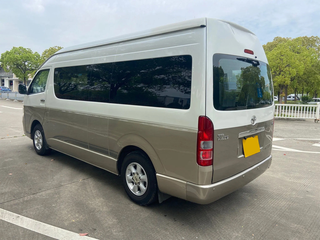 Toyota Hiace 13 zitplaatsen met links stuur Elektrische Mid-Door Euro 4 Standard Champagne Gold Minibus