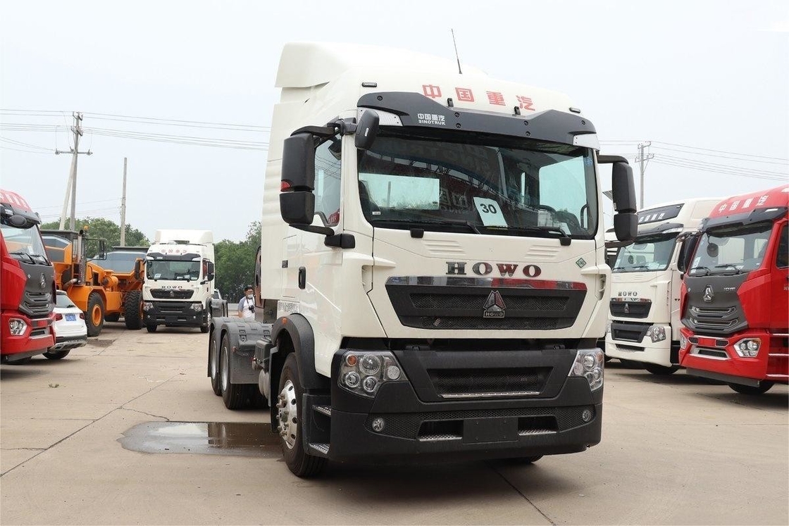 HOWO Eén rij Semi TX zware vrachtwagen 440 pk 6x4 12 versnellingen Dual Drive LNG tractor National VI
