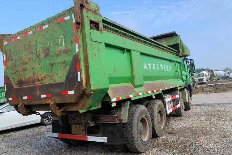 Sino Truck Dump 8×4 Howo TX7 Tipper 2020 Jaar Weichai 400 pk Krachtige motor 50 ton nuttige lading