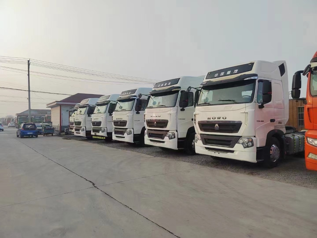 Gebruikte Sino Truck Howo 10 Wheels T7H Tractor Head Man Engine 480hp High Roof Cabin Met A/C